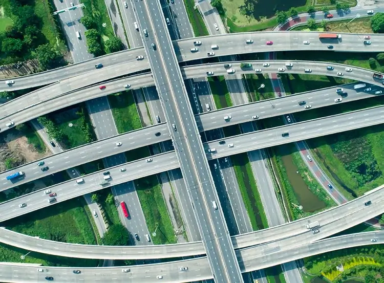 luchtfoto van een viaduct van Belgische autosnelwegen